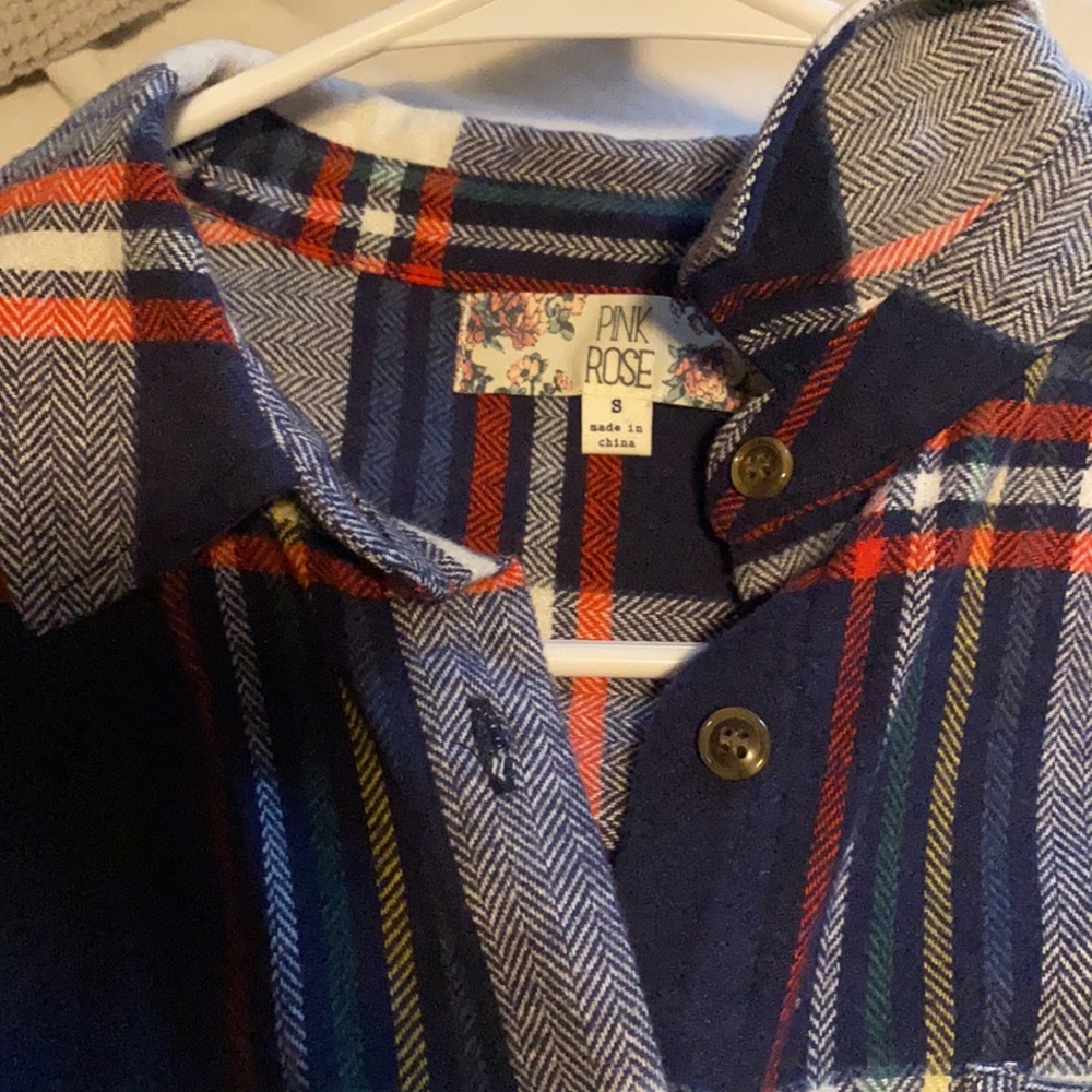 button up flannel - Picture 3 of 3